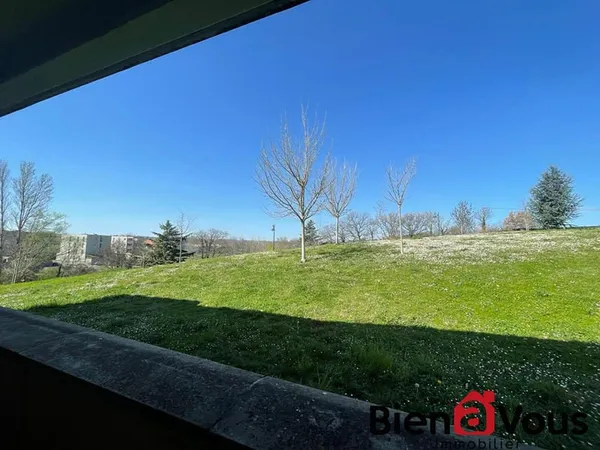 Appartement T2 avec terrasse et parking couvert