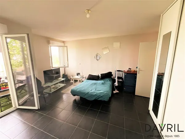Appartement Chanteloup Les Vignes 28,05m2 * exclusivité * SPECIAL INVESTISSEUR *