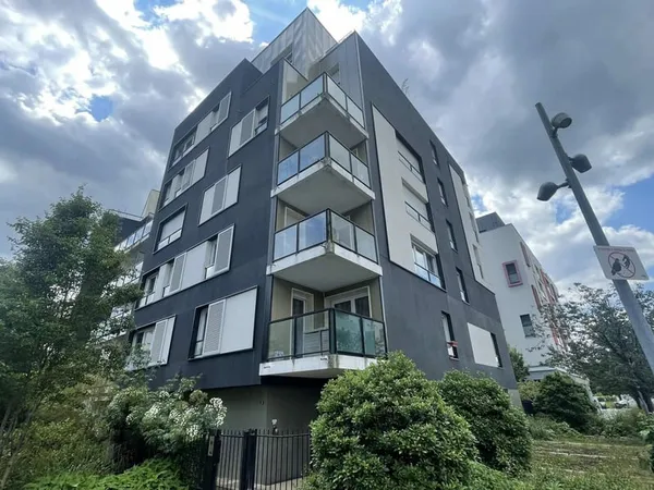 INVESTISSEURS - T2 de 2014 vendu loué - 990€€/mois CC ?