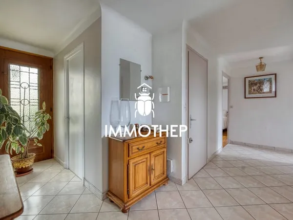 Maison 9P + C 217 m2