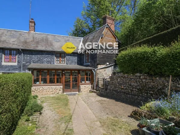 Maison avec jardin et garage à Montreuil-l-Argille