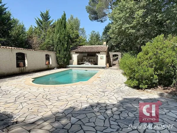 LA ROQUEBRUSSANNE : VILLA TYPE 5 PIECES (163 m²) EN VENTE SUR 6010m²