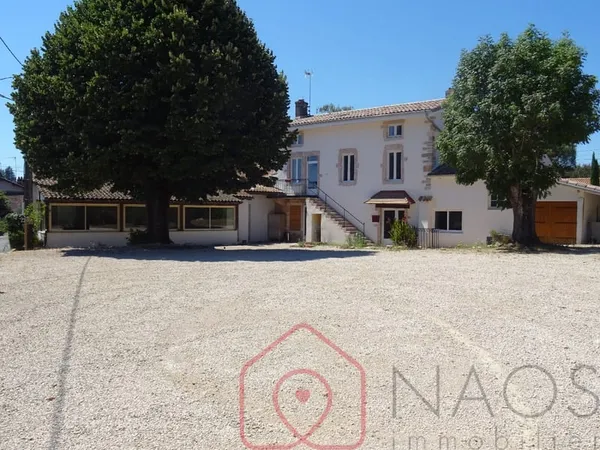 Bien immobilier de rendement Vente Tournus 7p 301m² 320000€