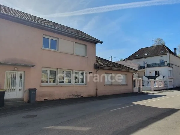 Dpt Haute-Saône (70), à vendre proche de LUXEUIL LES BAINS immeuble