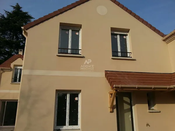 Maison 76pièces 166 m2 - L'Etang La Ville - proximité Gare