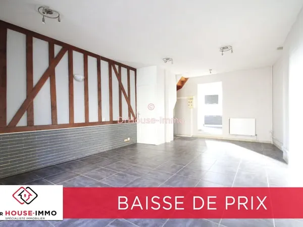 Maison/Commerce 5 Pièces en Centre Ville avec Écoles, Commerces et Gare à Proximité