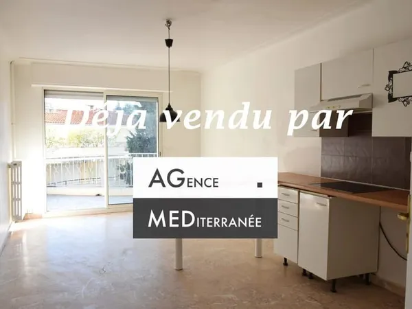 3 PIECES à RENOVER