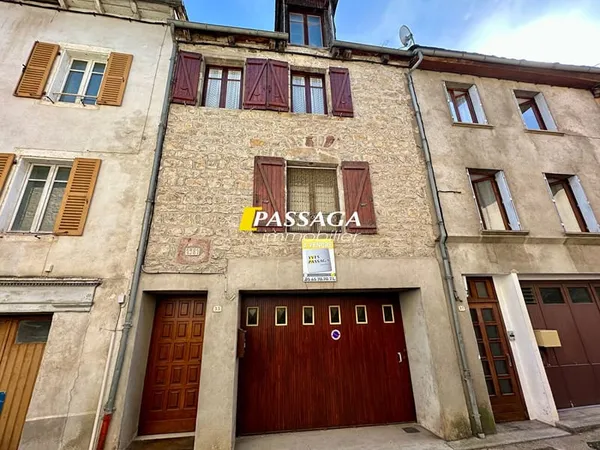 A VENDRE - Maison de type 4 (97 m²) avec terrasse - LA CANOURGUE