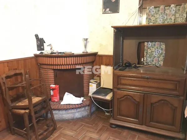 Maison de ville à MILLY LA FORET à quelques mètres de la pla