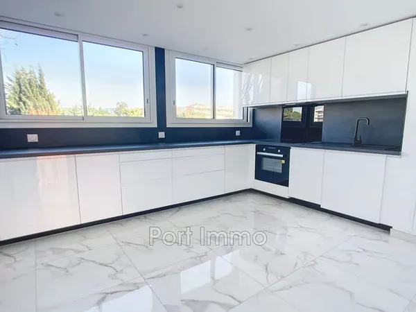 Vente appartement 4 Pièce(s)