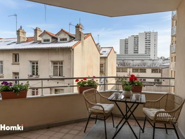Appartement T3 de 82 m2 à Saint-Étienne 42100, Rue Chevreul