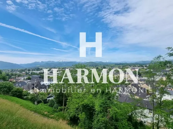 Harmon à vendre : Demeure de Charme à Oloron Hyper Centre avec Jardin