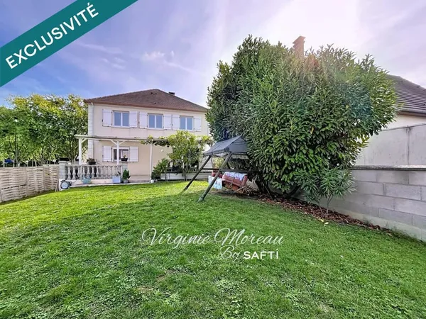 Maison familiale avec beaux volumes - 7 p - 151 m² - Lisses