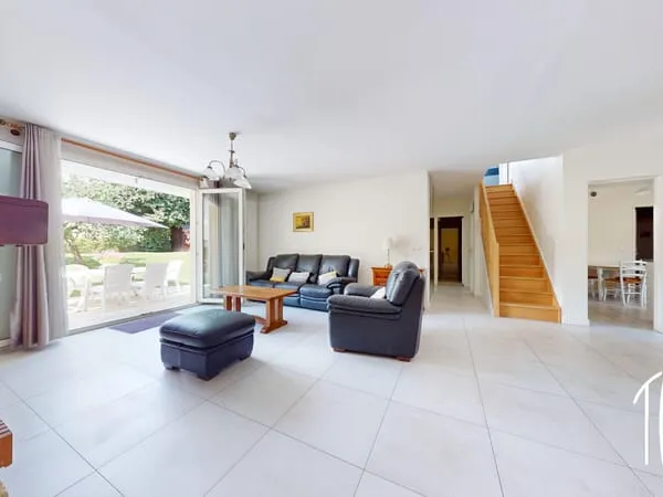 EXCLUSIVITE THIAIS - Quartier des TILLEULS - MAISON 6 PIECES de 126 m²