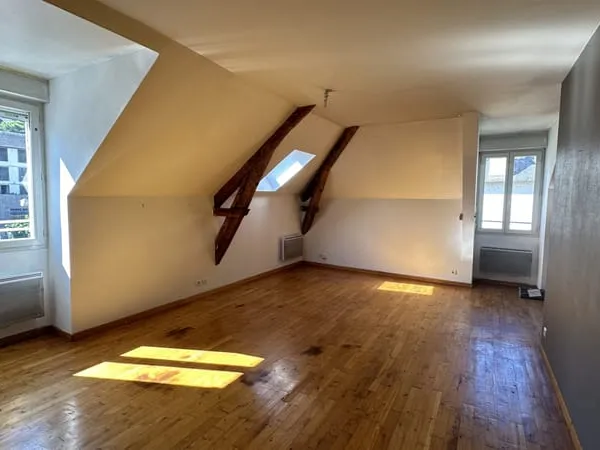 APPARTEMENT T3 LUMINEUX