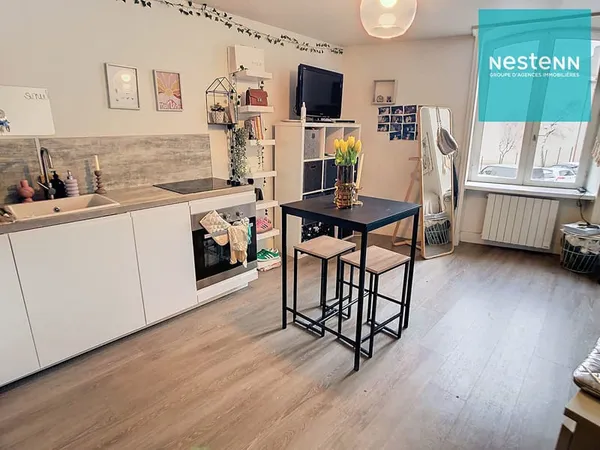 Appartement Montbrison 42600 - Studio - centre ville - 1er étage - petit immeuble