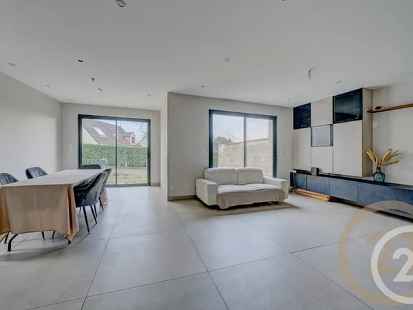Maison 6 pièces 147 m²