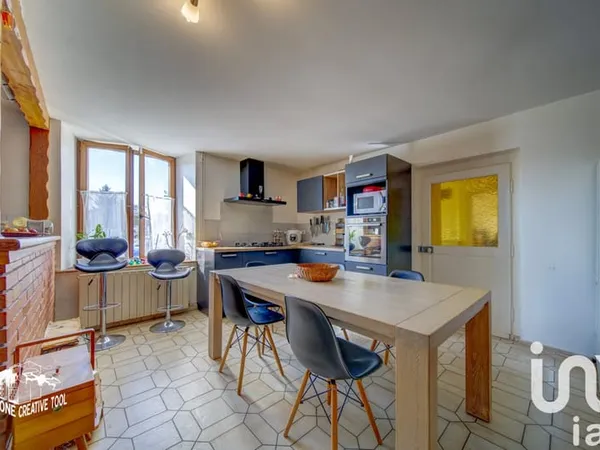 Vente Maison de village 8 pièces