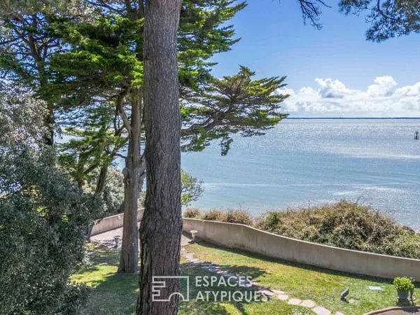 Villa face à l'océan à Saint-Marc-Sur-Mer !