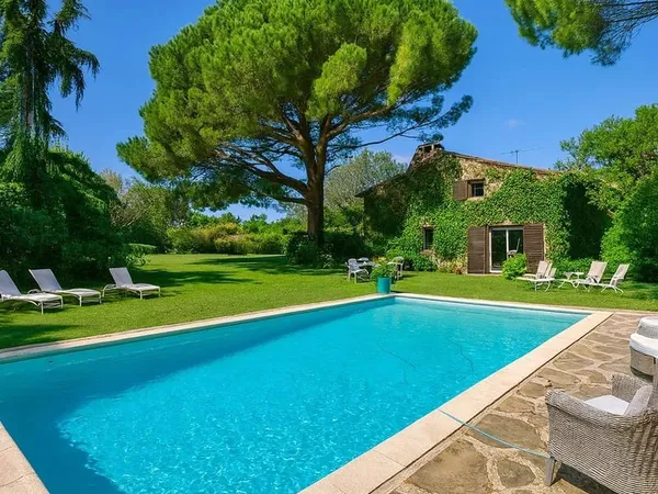 RARE Villa 202 m2 Mougins vue vieux village