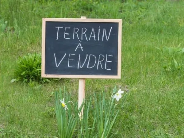 TERRAIN CONSTRUCTIBLE 511 m2