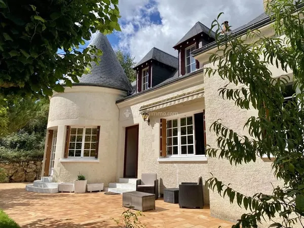 Très beau pavillon à 5 minutes de La Chartre sur le Loir