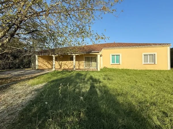 Belle maison de plain pied à Fongrave