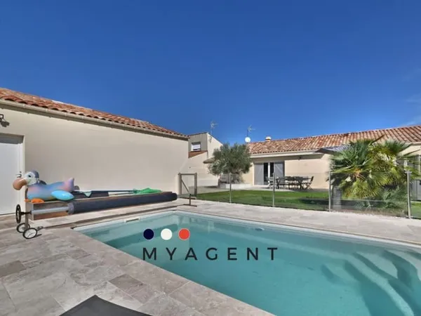 Maison familiale contemporaine à Nuaillé-d'Aunis