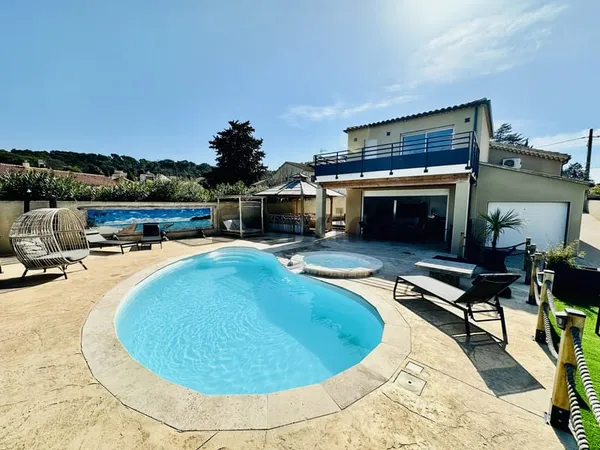 Bagnols sur Cèze : Villa en parfait état !
