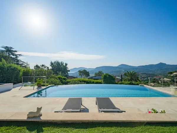Demeure d'exception avec vue mer, piscine et appartement ind