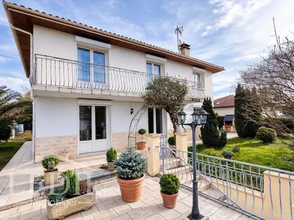 RARE Maison 153 m² - 4 chambres - Garage - Écoles & commerces à pied