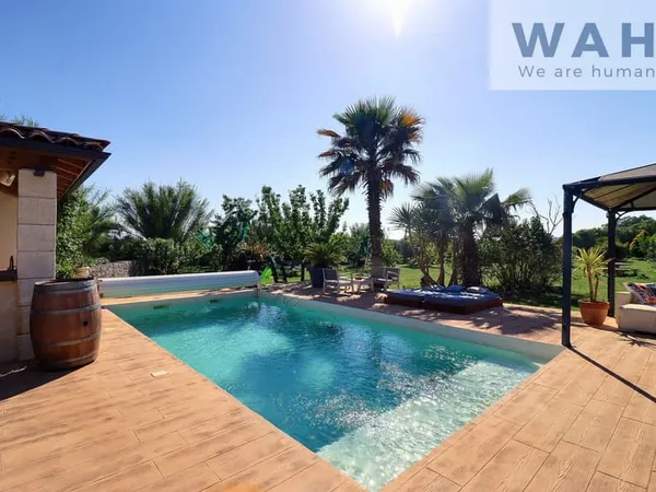 VENTE PROPRIETE AVEC VILLA, APPARTEMENT ET HANGARS