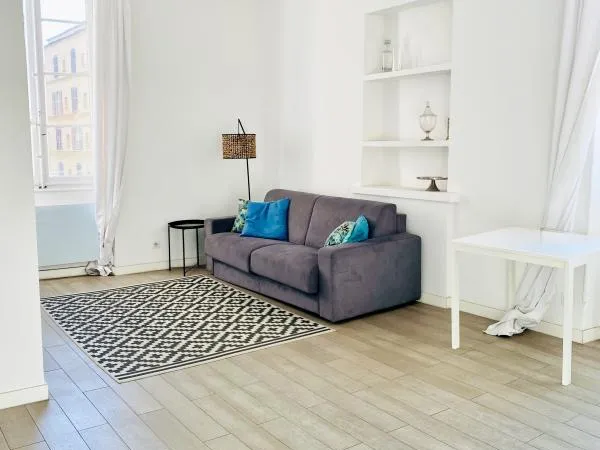 Marseille Hôtel de Ville T2 48,39 m2