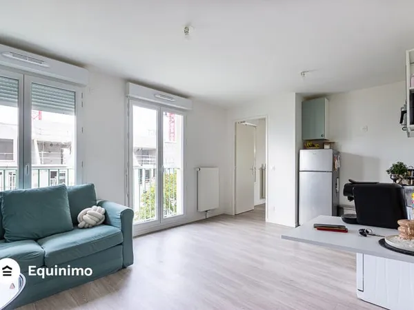Appartement de 2 pièces de 45 m2, situé au 4ème étage d?un i