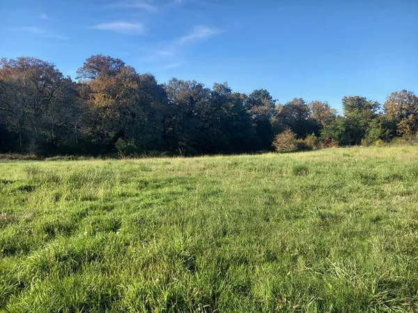 Terrain de 4440 m² en campagne près de Hagetmau