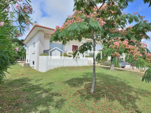 Charme familial avec piscine et sous-sol aménagé