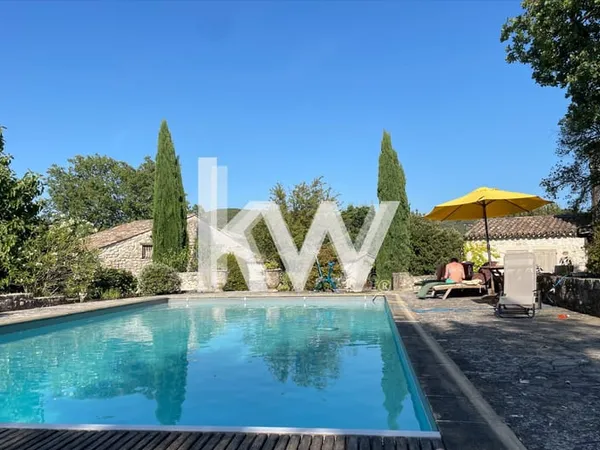 VENTE d'une propriété de campagne (323 m²) à RIVIERES