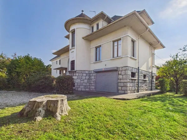 Maison bourgeoise de charme - CHAMBERY - 135m2 - vue dégagée