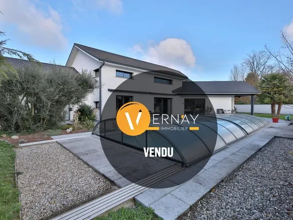Maison Type 6 - 282m2 Habitables - Terrain 1494m2 - Piscine