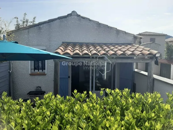 Charmante maison 2 pièces avec son extérieur En parfait état !