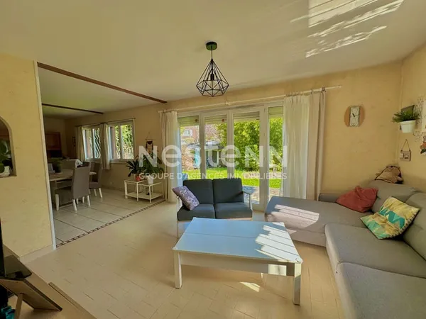 Nestenn Igny - Maison Familiale 170 m² de 8 Pièces, Secteur très recherché proche place de la Ferme,