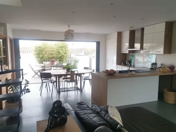 ELEGANTE VILLA F5 CONSTRUITE EN 2016