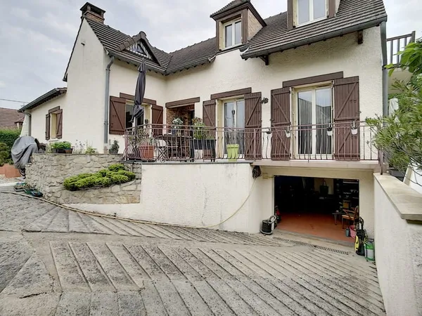 Pavillon familial d'exception 170 m2 Proche école privée