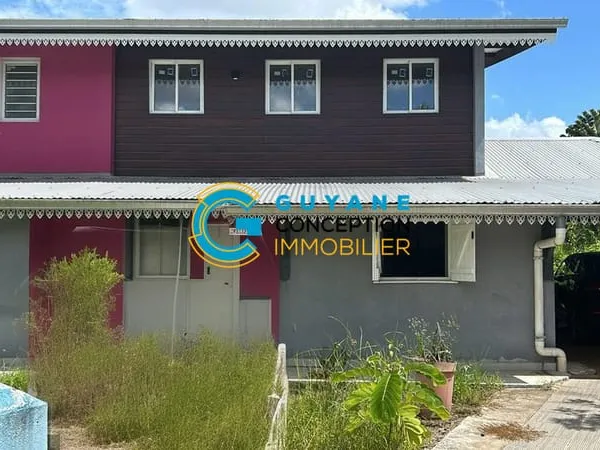 COLOCATION DISPONIBLE DANS MAISON AVEC PISCINE - SLM CENTRE