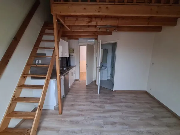 STUDIO EN CENTRE-VILLE