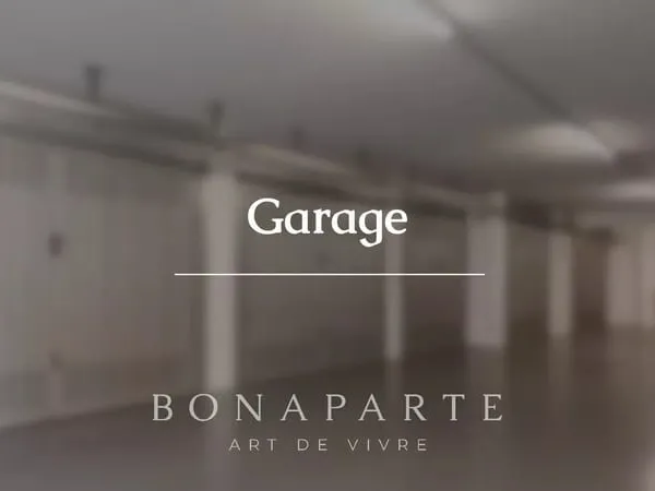 GARAGES / BOXES - SAINT-LAMBERT-DES-LEVÉES