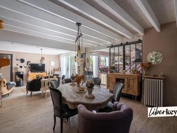 Le Bouscat - Maison de charme avec jardin, garage et suite parentale avec terrasse spa
