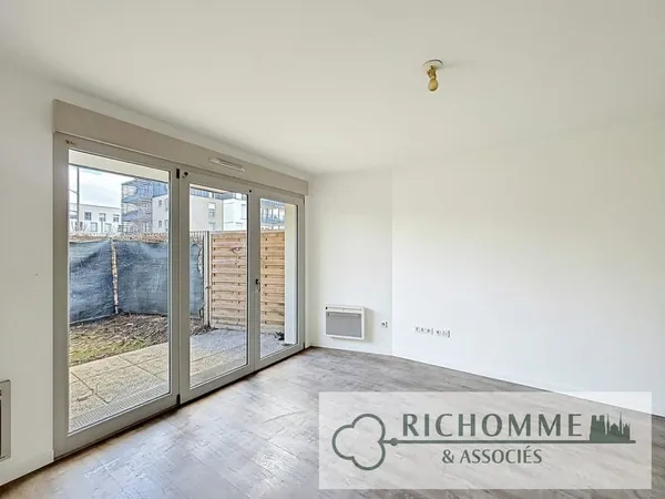 Appartement T2 de 41.81 m² avec jardin - Bezannes