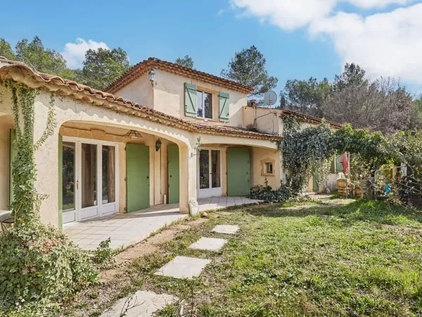 Propriété Rognes 5 pièces 124 m2 avec dépendance T2 sur parcelle de plus d'un hectare