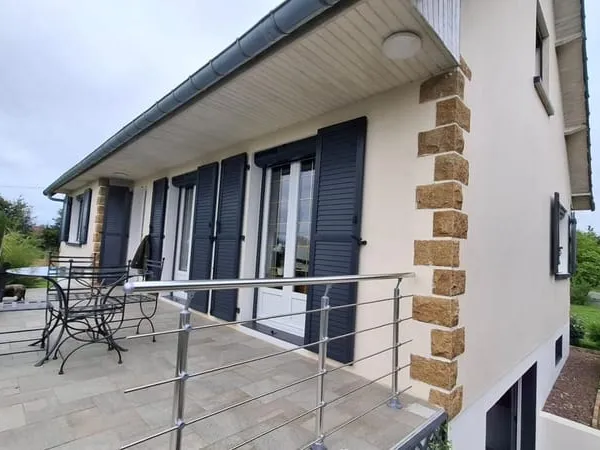 Très belle maison rénovée à St Pair Sur Mer 5 pièce(s) 120 m2